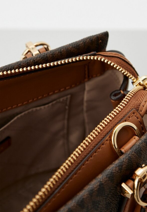 Сумка Michael Michael Kors