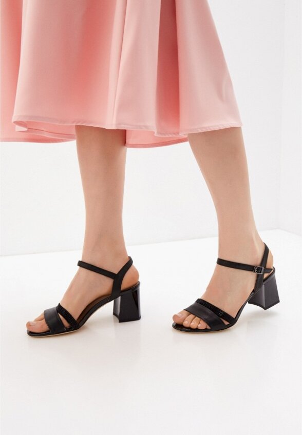 Босоножки Abricot