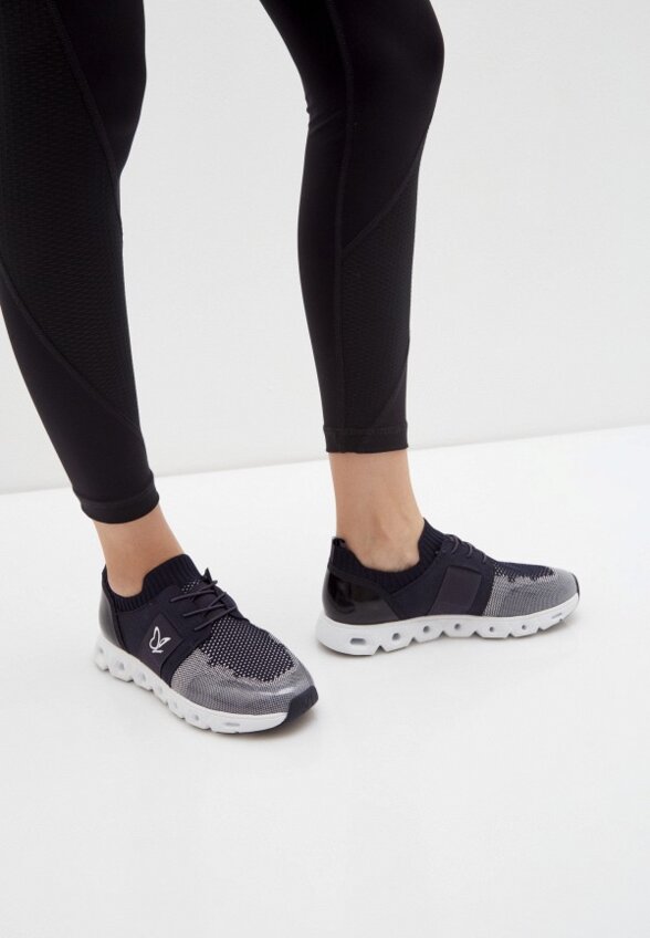 Кроссовки Caprice