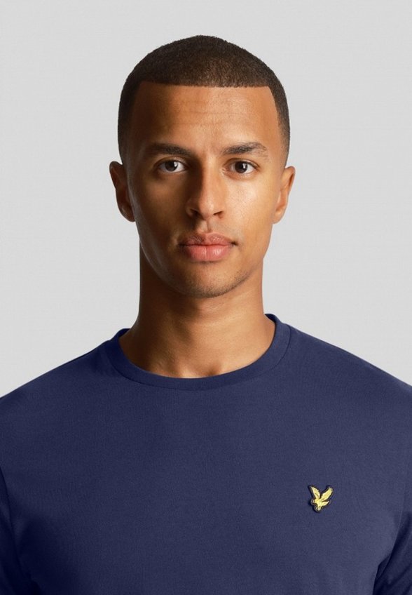 Футболка Lyle & Scott