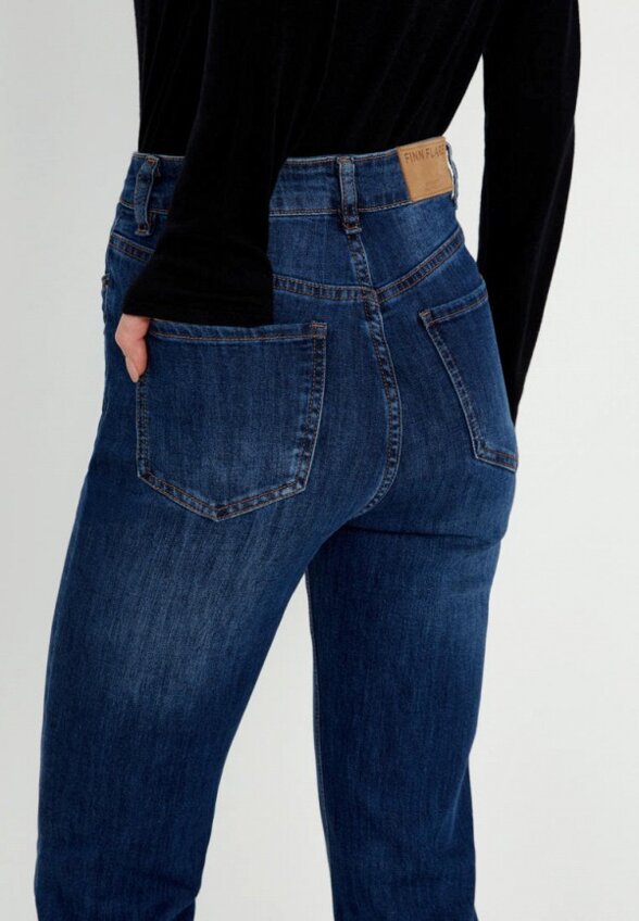 Джинсы Finn Flare