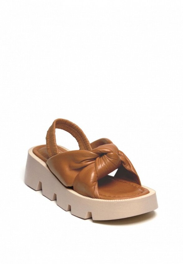 Босоножки Airbox