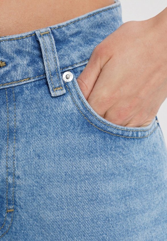 Джинсы Твое