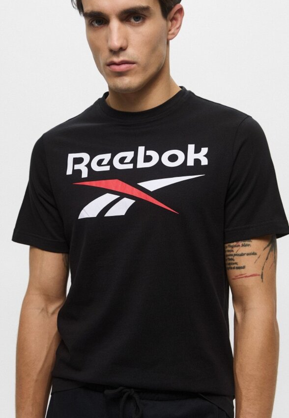 Футболка Reebok