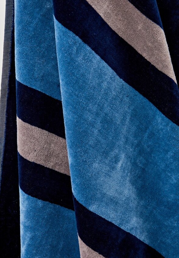 Полотенце Trussardi