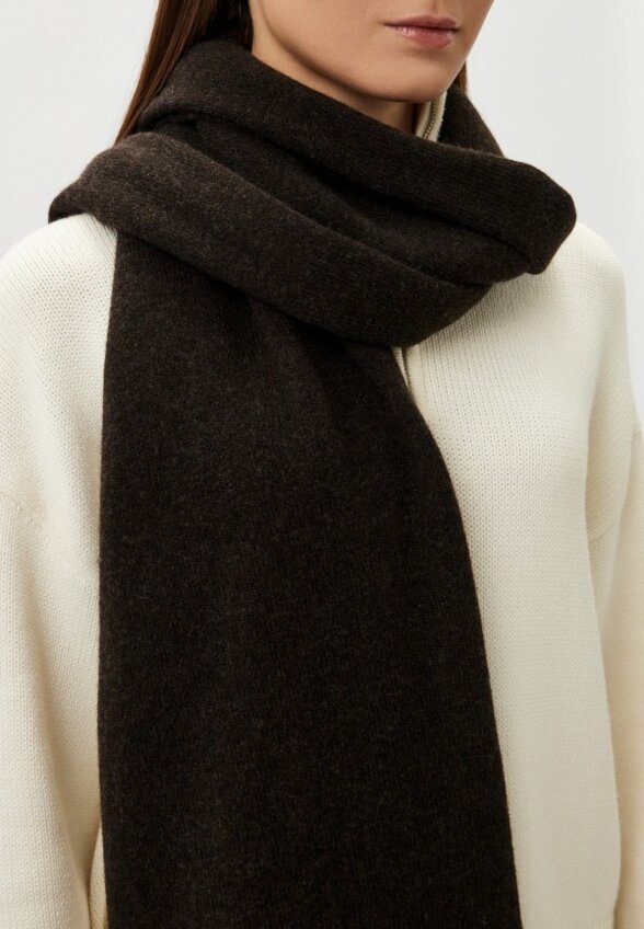 Палантин Falconeri