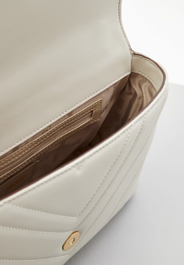 Сумка и брелок DKNY