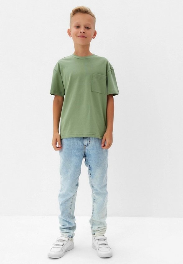 Футболка Minaku