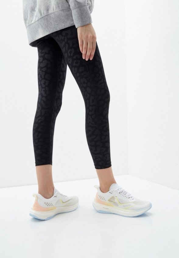 Кроссовки Peak