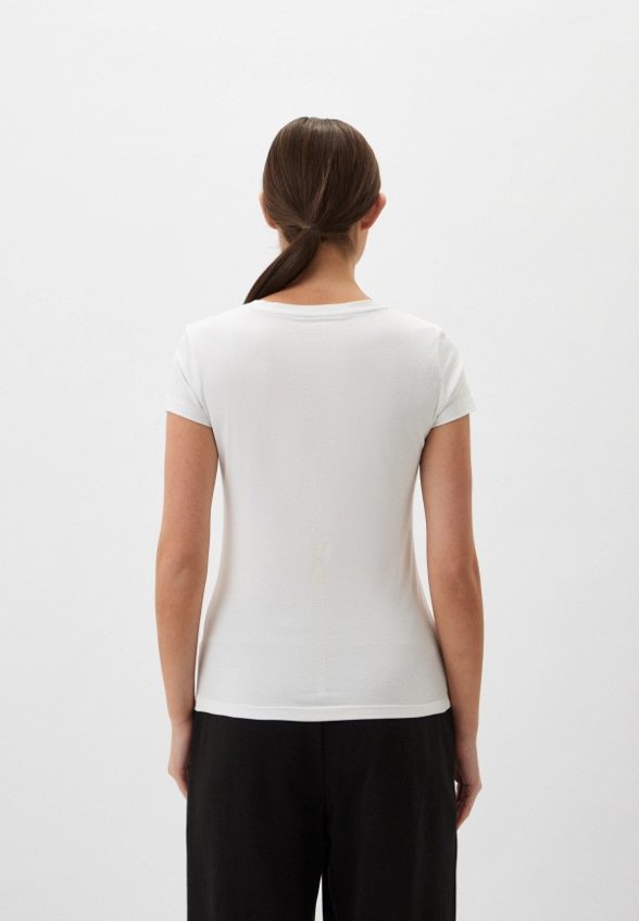 Футболка EA7