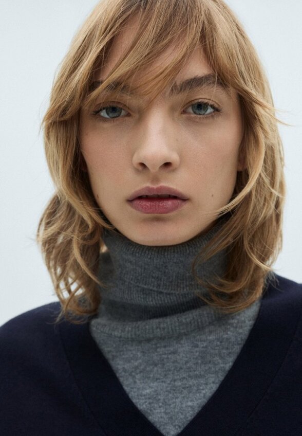 Пуловер Mango