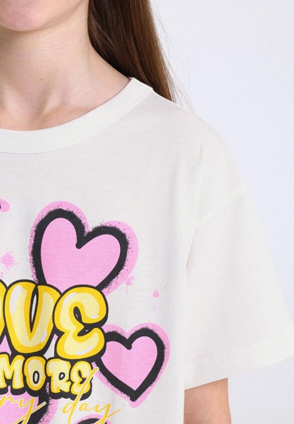 Футболка Апрель