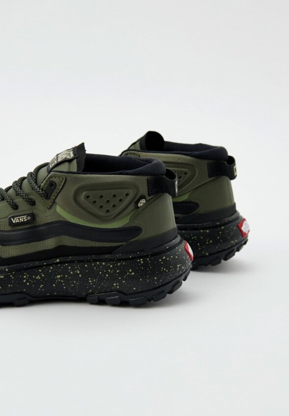 Кроссовки Vans