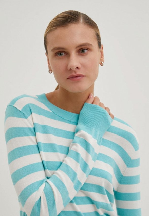 Джемпер Finn Flare