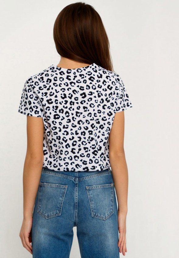 Футболка Апрель