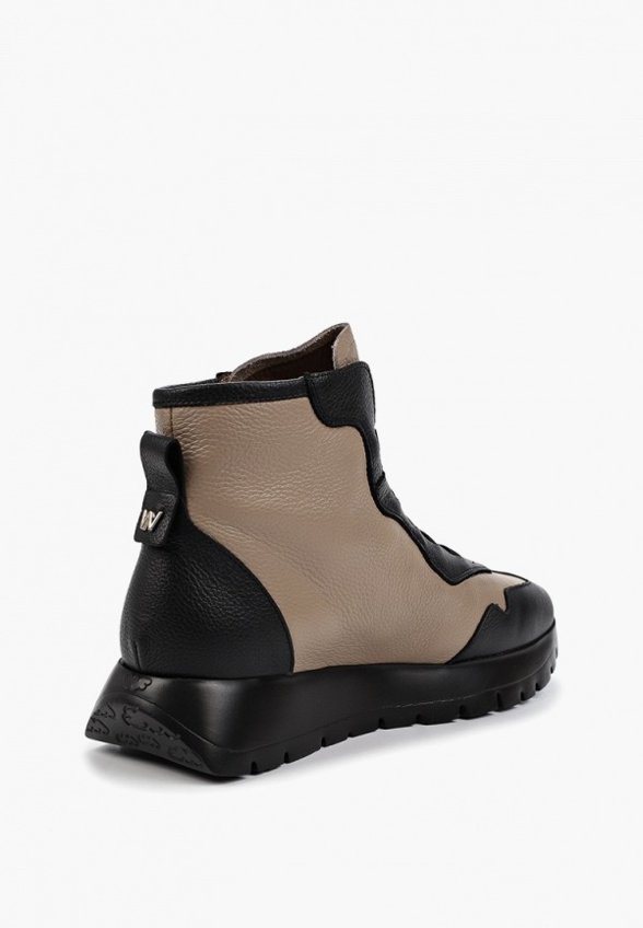 Кроссовки Wonders