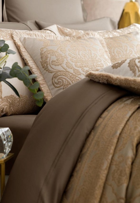 Подушка декоративная Togas