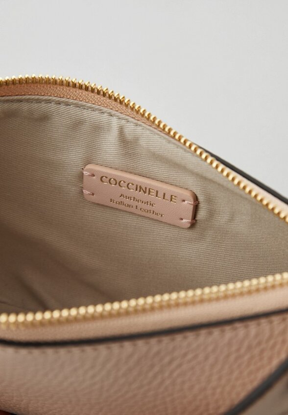 Сумка Coccinelle