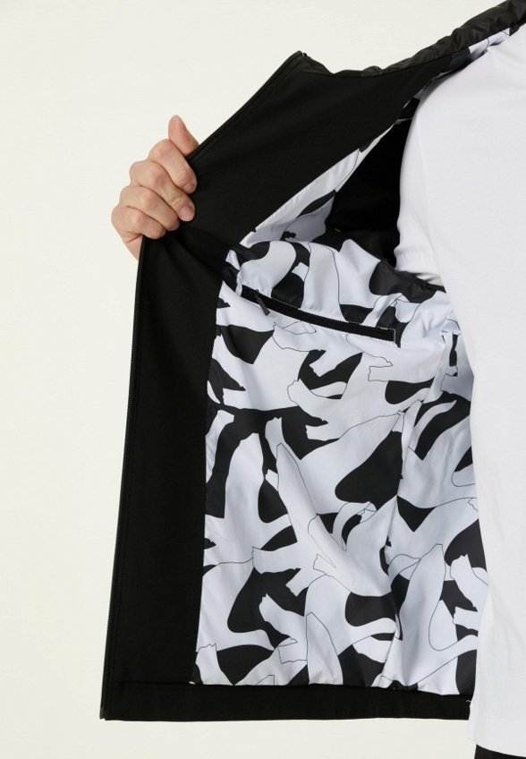 Ветровка Club