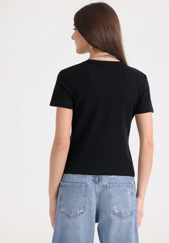 Футболка Апрель