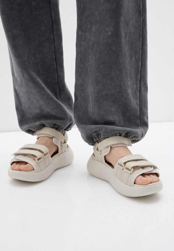 Сандалии Demix