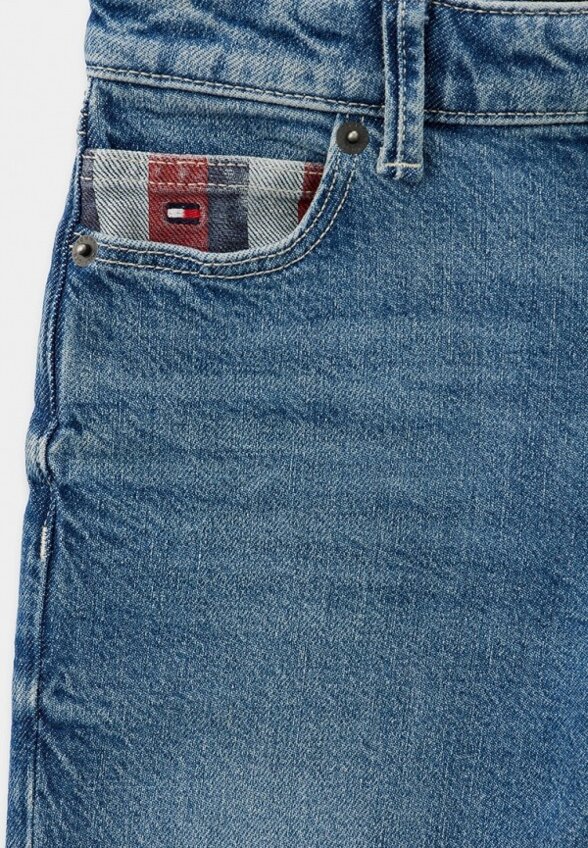 Джинсы Tommy Hilfiger