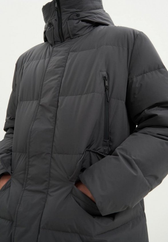 Пуховик Finn Flare