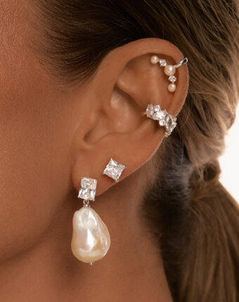 Серебряный кафф с натуральным жемчугом MIE женщинам