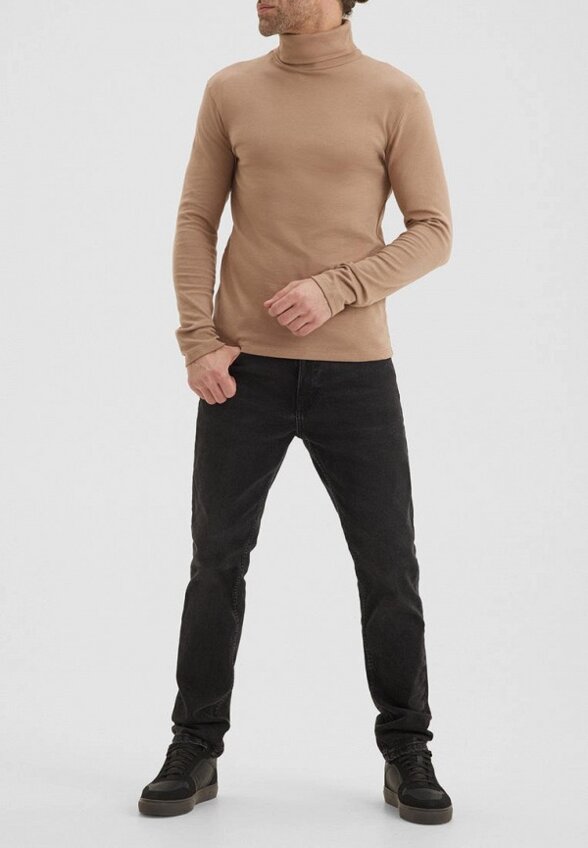 Водолазка Envylab