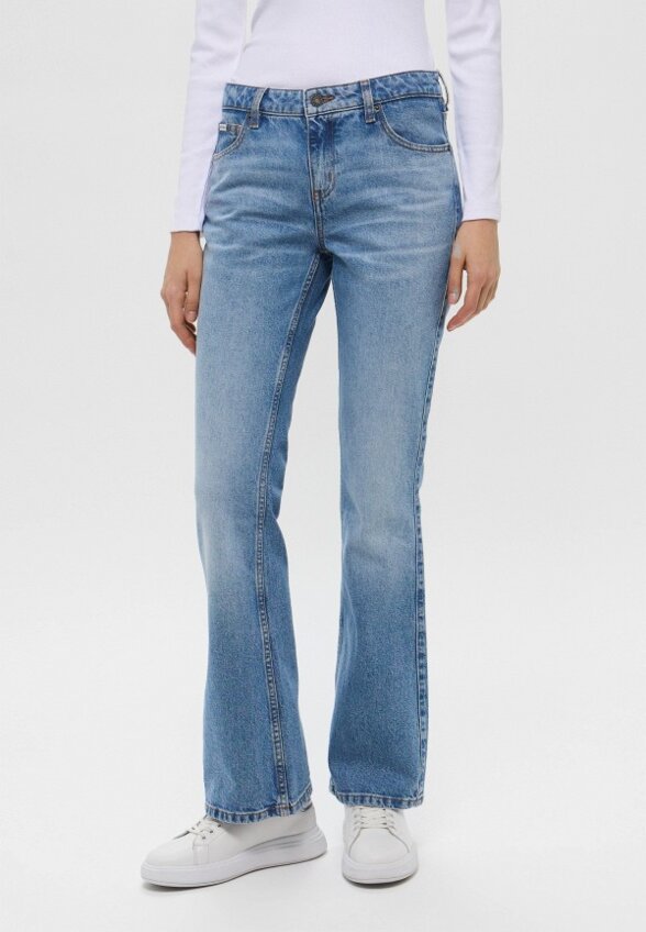 Джинсы Guess Jeans