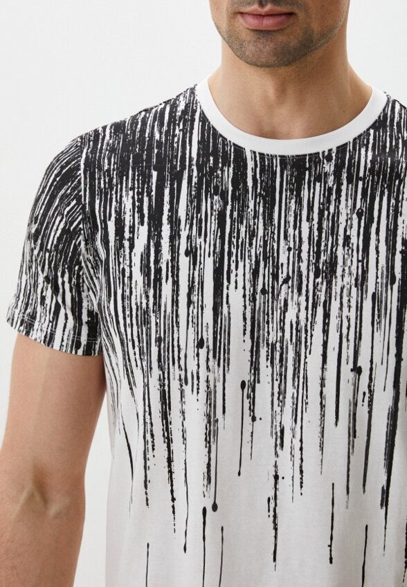 Футболка Colin's