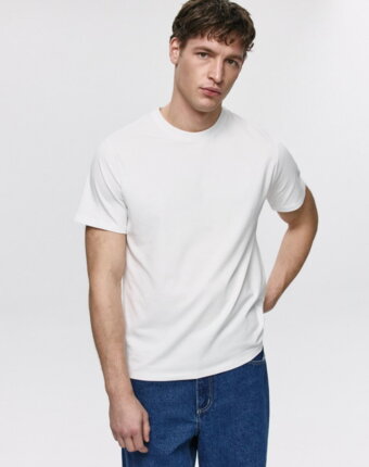 Приталенная футболка ADAM SLIM FIT мужчинам
