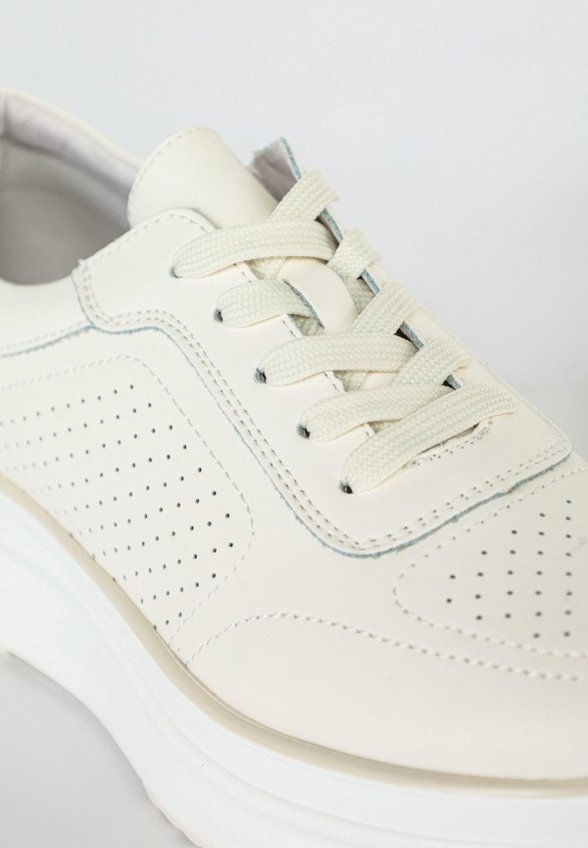 Кроссовки Gut