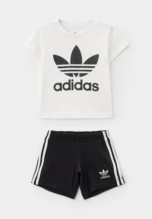 Футболка и шорты adidas Originals