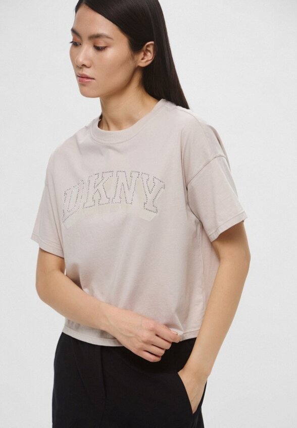 Футболка DKNY