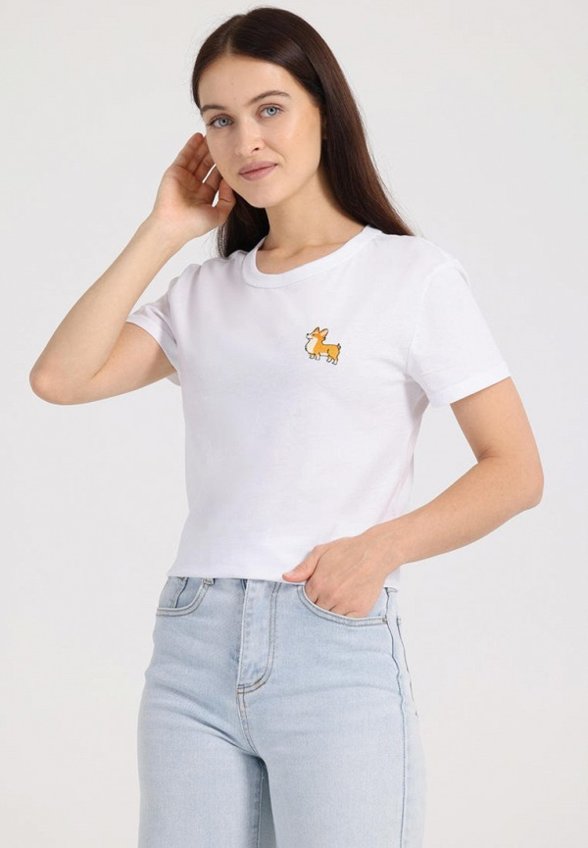 Футболка Апрель