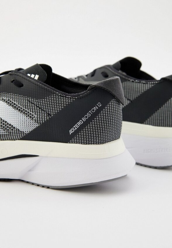 Кроссовки adidas