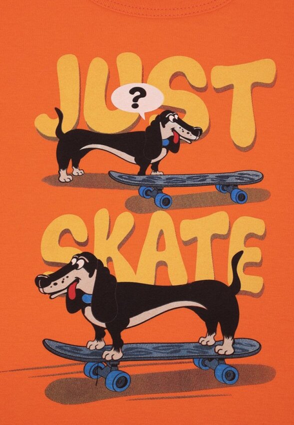 Футболка Апрель