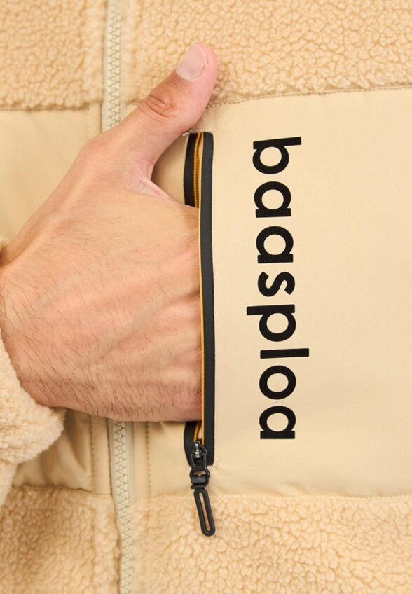 Ветровка Baasploa