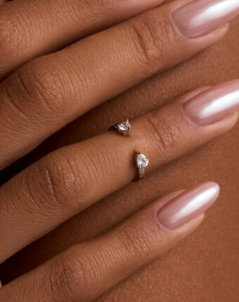 Серебряное кольцо с фианитами на фалангу MIE женщинам