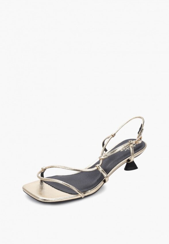 Босоножки Betsy