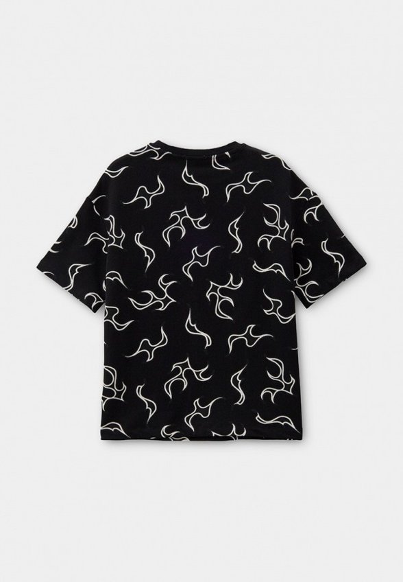 Футболка и шорты Juno