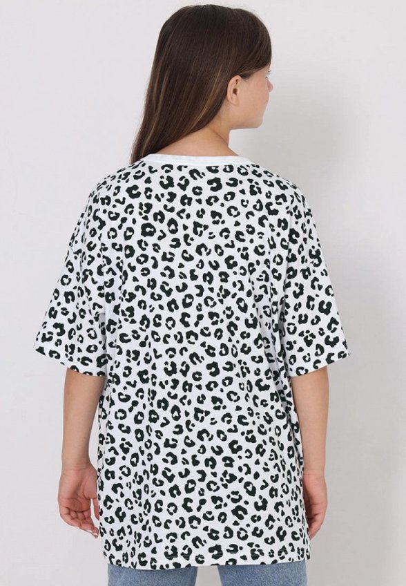 Футболка Апрель