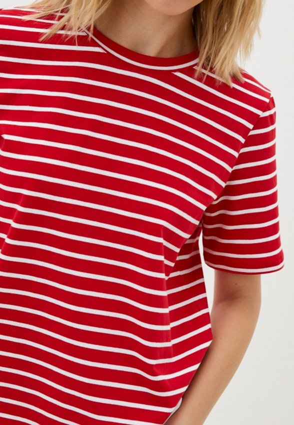 Футболка Auranna