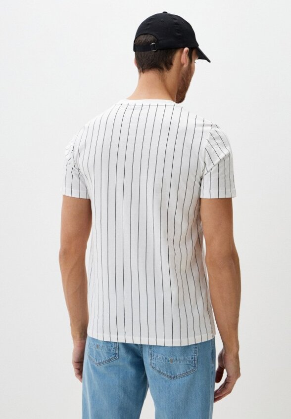 Футболка Colin's