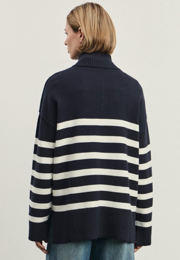 Джемпер Zarina