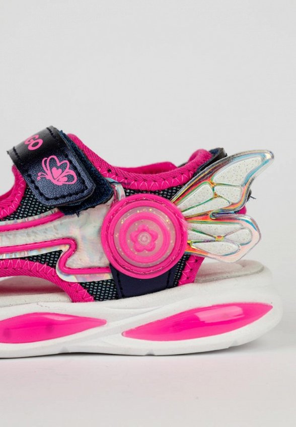 Сандалии Tikkago