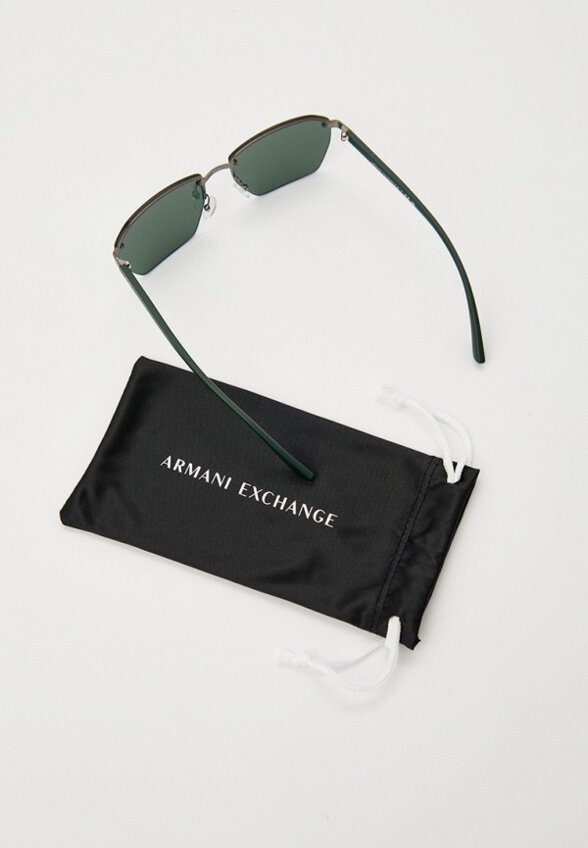 Очки солнцезащитные Armani Exchange