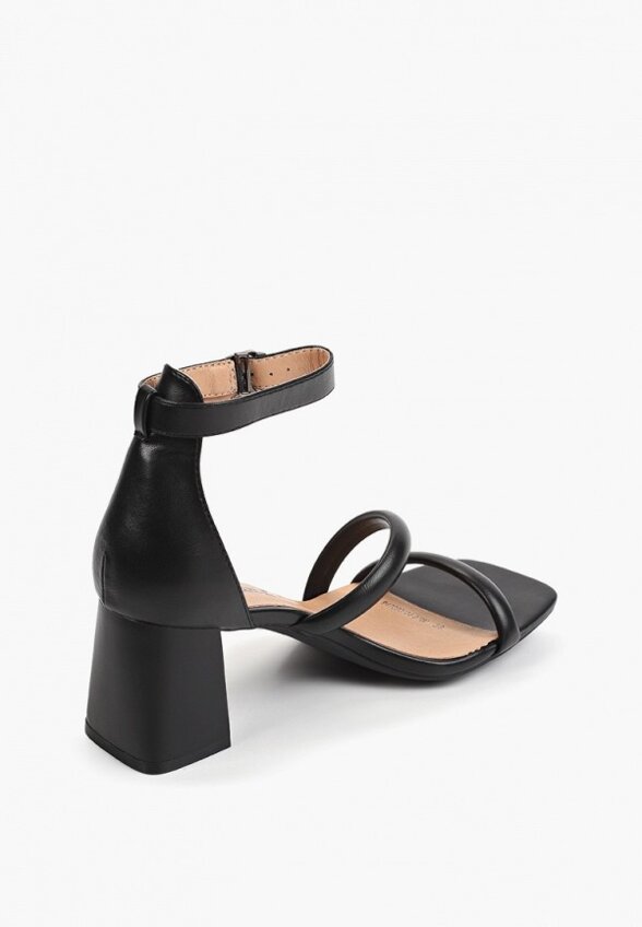 Босоножки Betsy