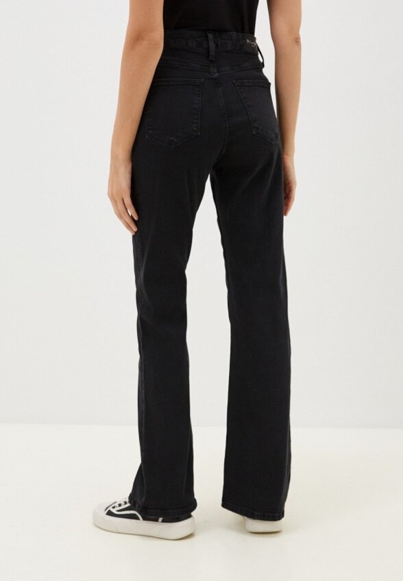 Джинсы Colin's